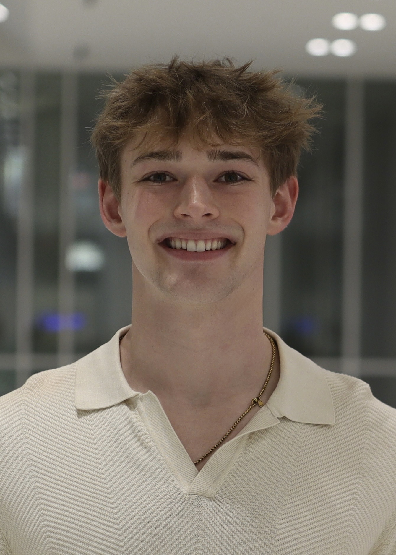 Jake Frischmann headshot